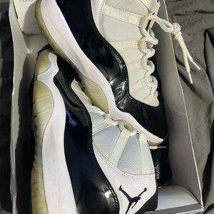 Air Jordan 11 Retro “Concords”